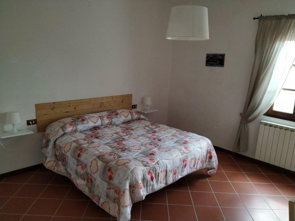 Tra Er Boscu Er Maa Villa Volastra Exterior foto