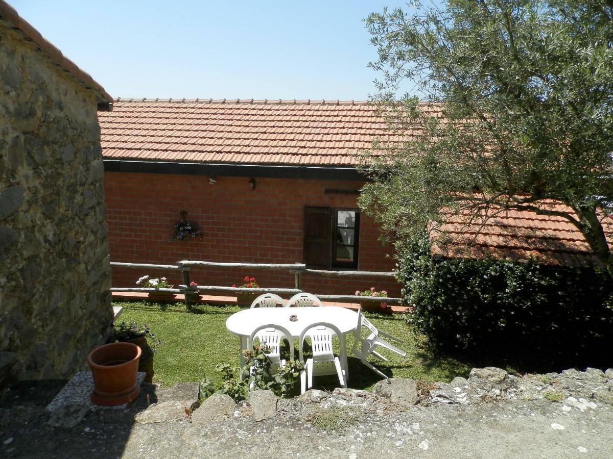 Tra Er Boscu Er Maa Villa Volastra Exterior foto