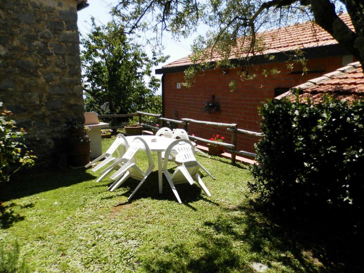 Tra Er Boscu Er Maa Villa Volastra Exterior foto